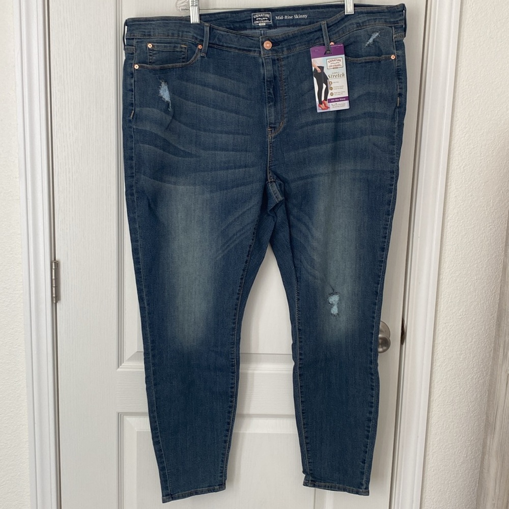 NEW💙Levi Signature Gold Label Mid-rise Skinny Jeans